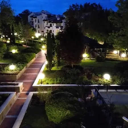 Appartement In The Picturesque Oasis & *